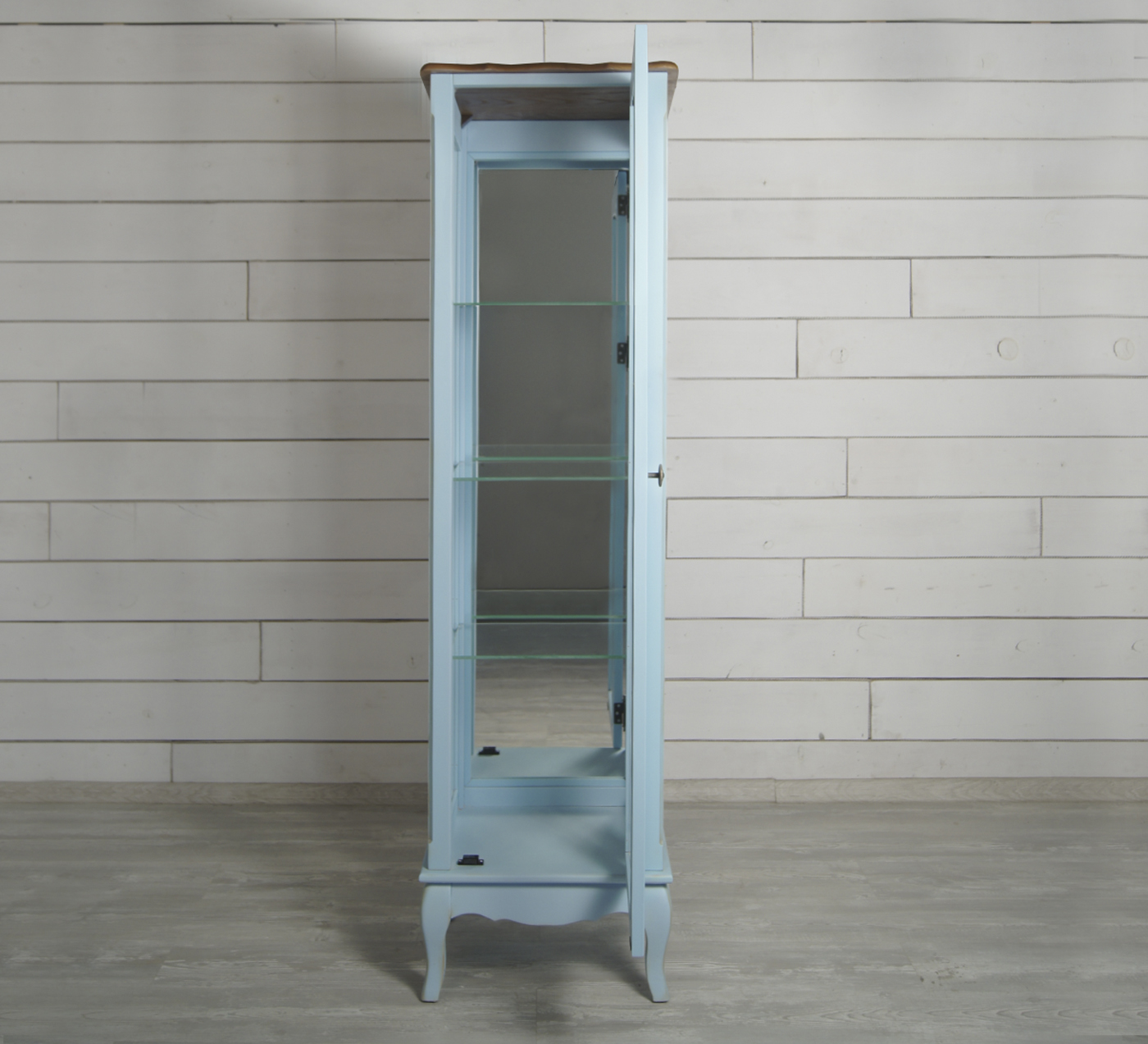 фото Шкаф "Leontina Blue" для посуды узкий/низкий арт ST9319B в интерьере