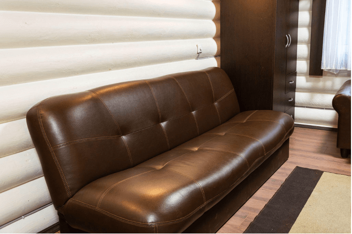 Как отремонтировать кожаный диван: пошаговая инструкция по восстановлению