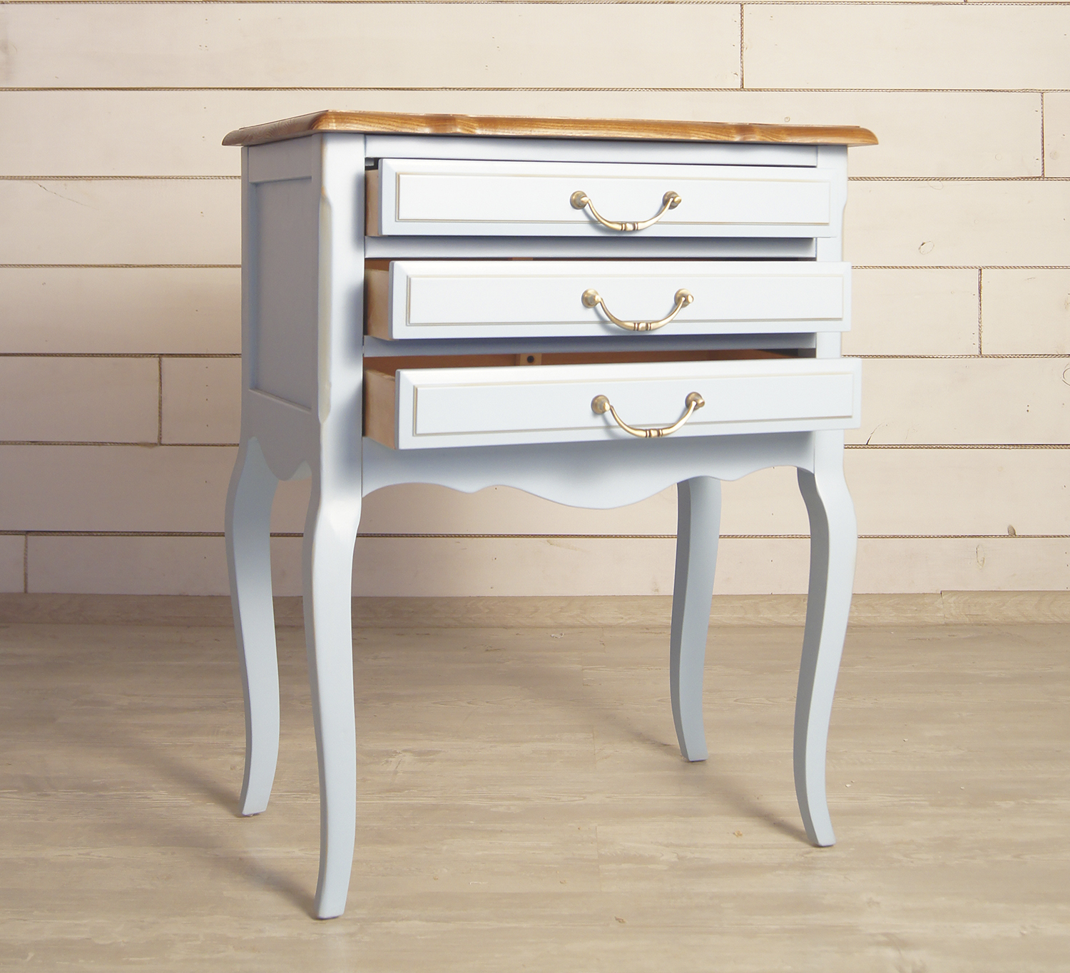 Тумба "Leontina Blue" на 3 ящика арт ST9348B в интерьере