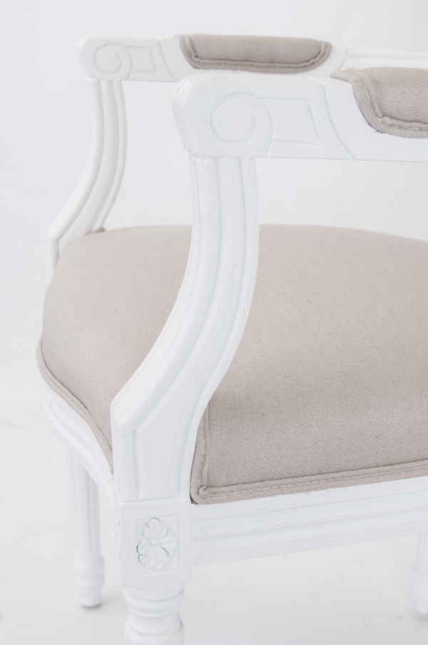 фото Мягкое полукресло с подлокотниками Diella White в Москве фото Мягкое полукресло с подлокотниками Diella White