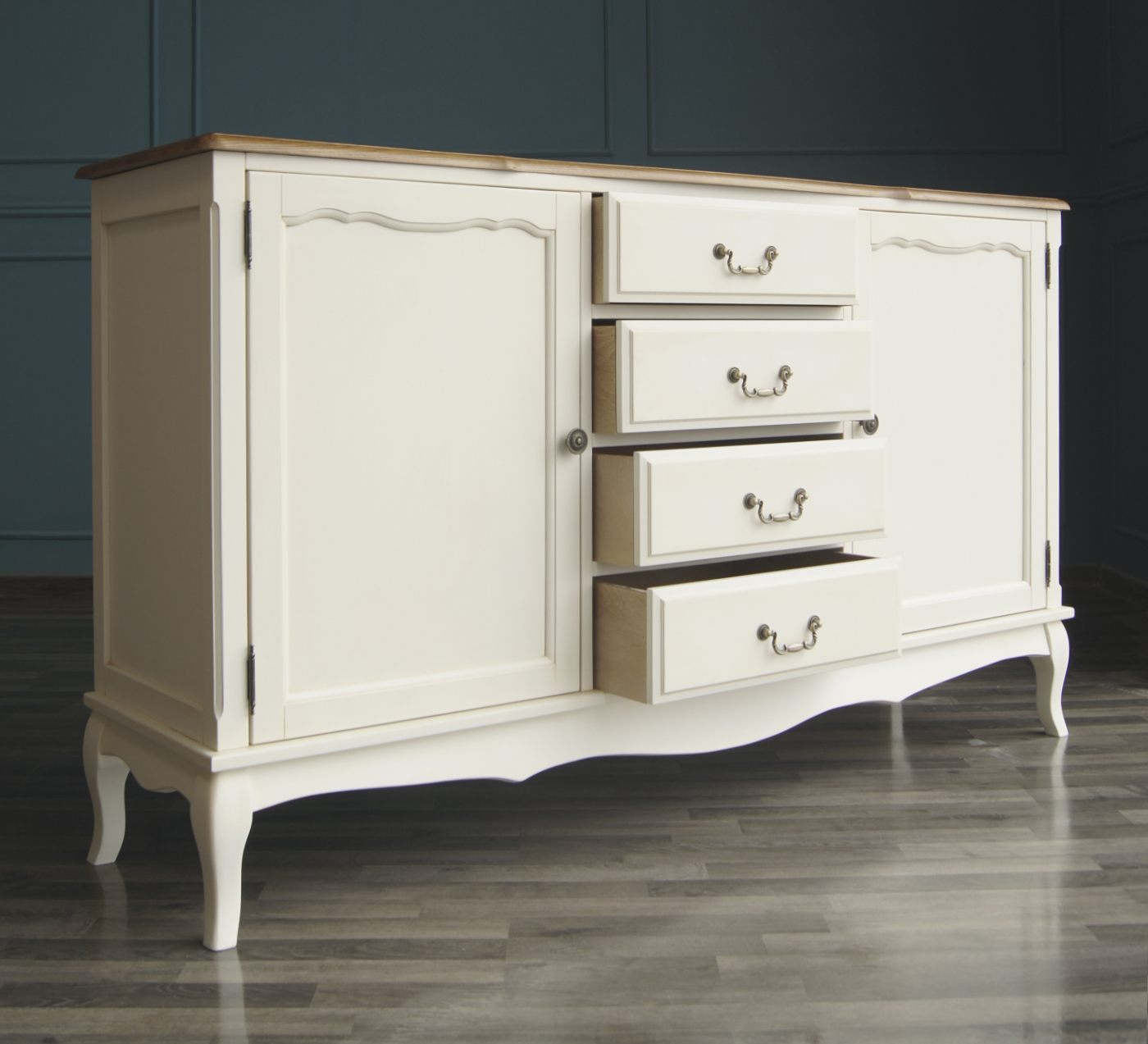 Бежевый комод "Leontina" с дверками и ящиками арт ST9351 в интернет-магазине