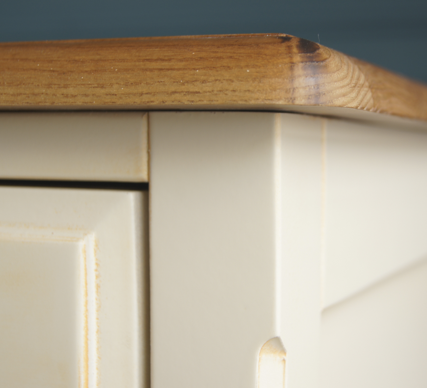 Комод «Leontina» на 4 ящика арт ST9315 в интернет-магазине