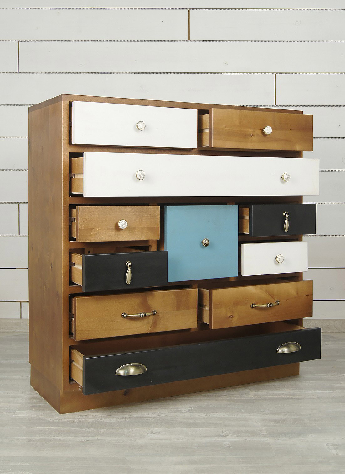 Комод для белья «Aquarelle Birch» 10 ящиков арт RE-19ETG/4 в интерьере