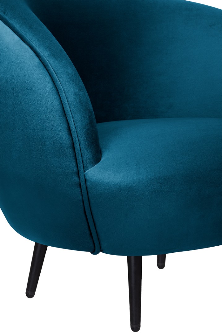 фото Мягкое кресло Small Benee Izumrud на черных ножках в Москве фото Мягкое кресло Small Benee Izumrud на черных ножках