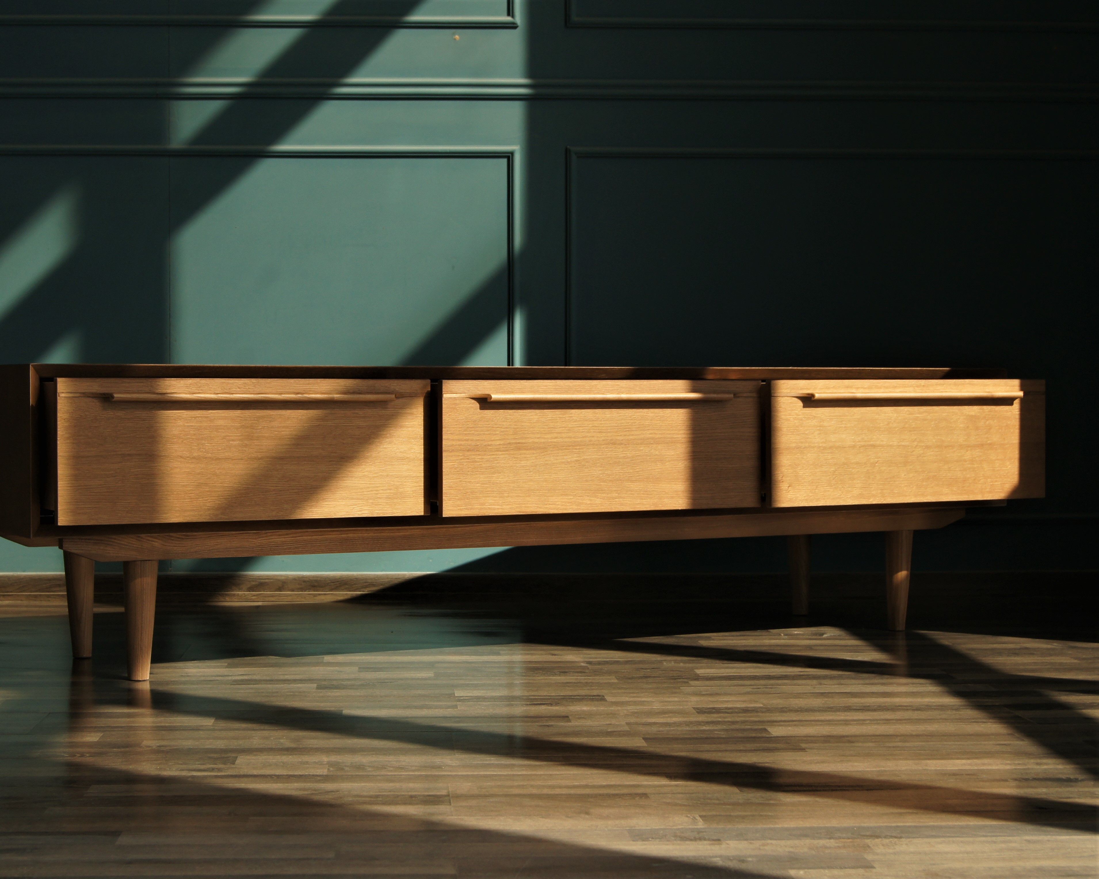 фото Консоль под TV "Bruni" с ящиками арт BR-21 в Москве фото Консоль под TV "Bruni" с ящиками арт BR-21