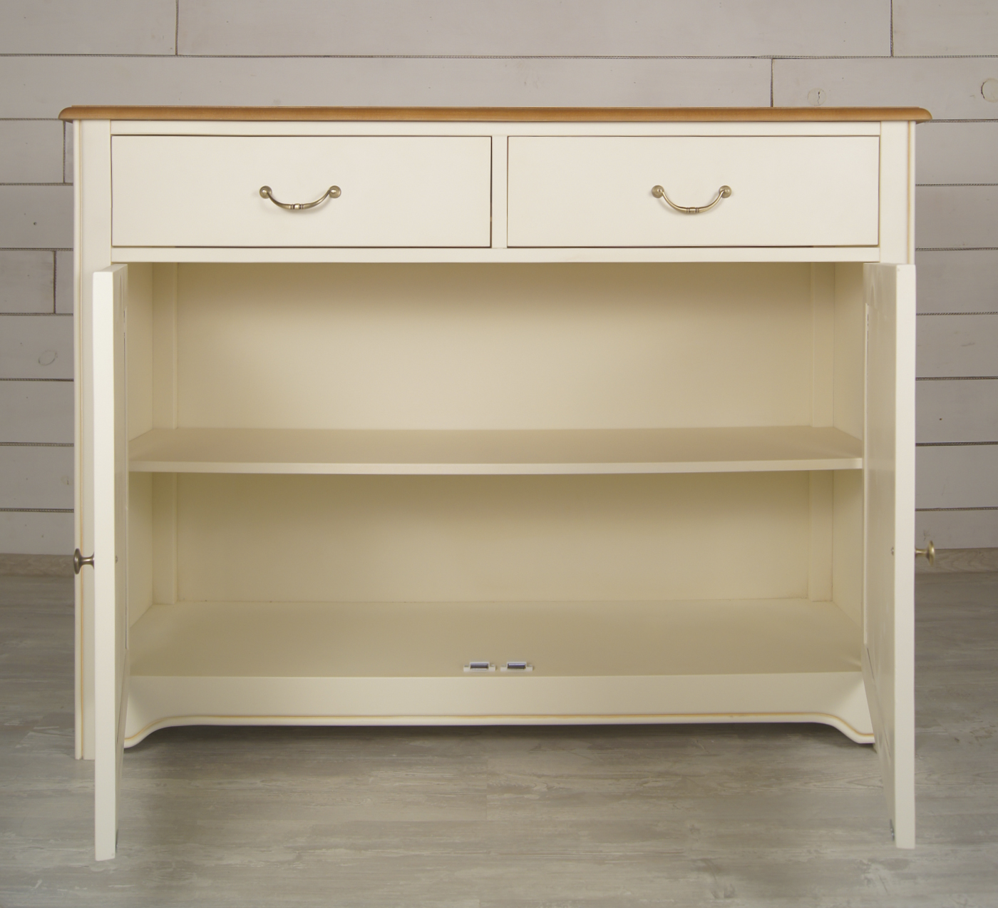 Комод Olivia из березы в бежевом цвете арт GA4005-1C в интерьере