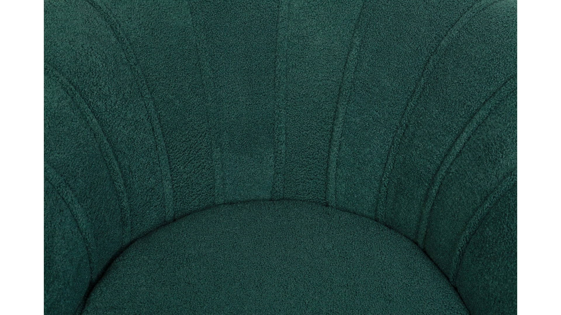 Низкое кресло ракушка Pearl зеленый Boucle на черных ножках в интерьере