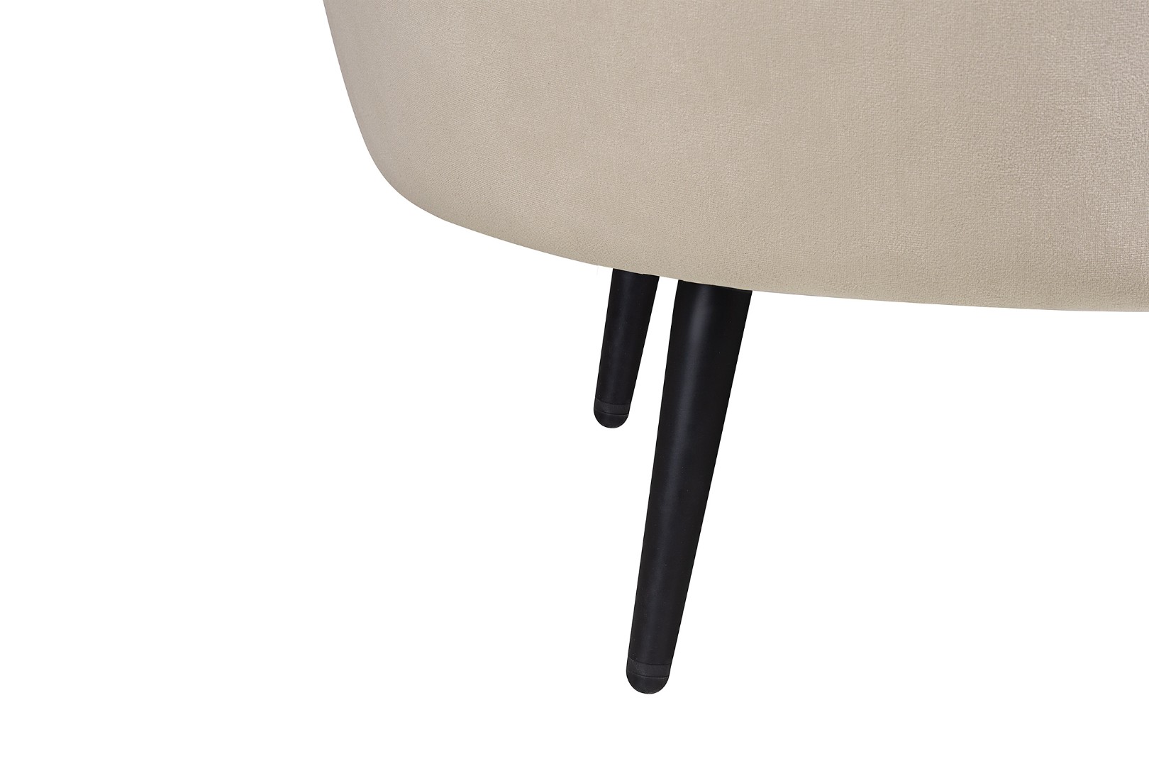 фото Диван ракушка для гостиниц Pearl Triple Taupe на черных ножках в интерьере