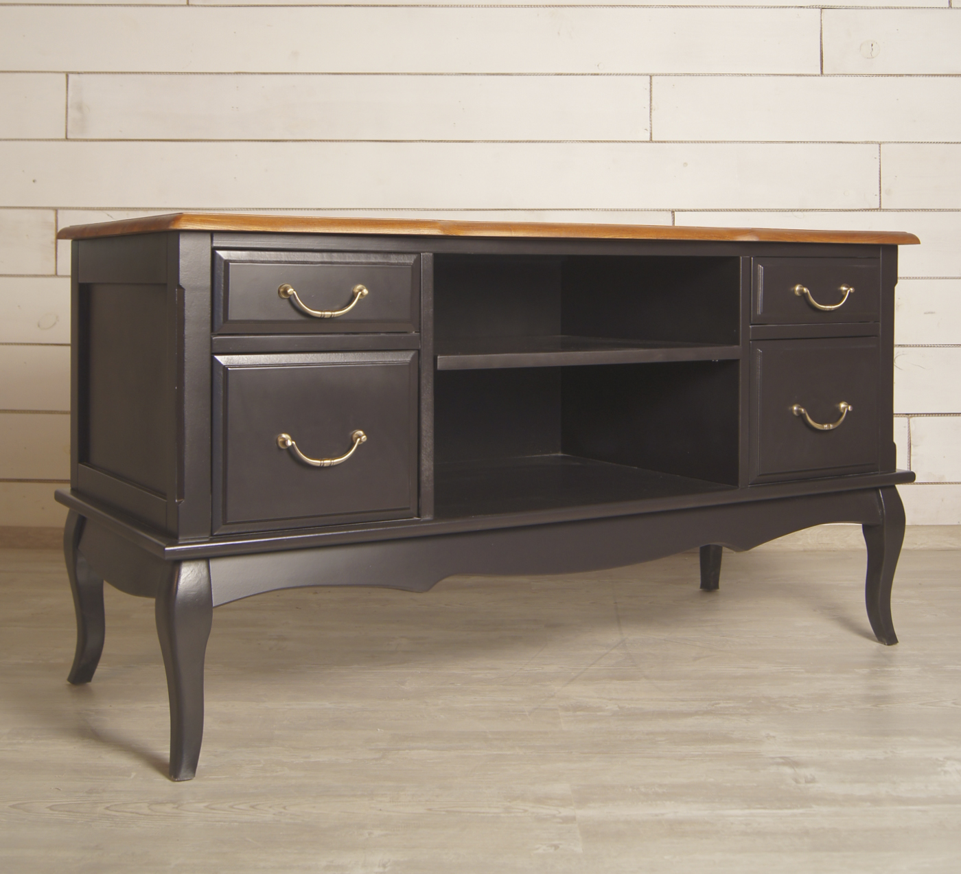 купить Комод под TV «Leontina Black»  арт ST9328BLK