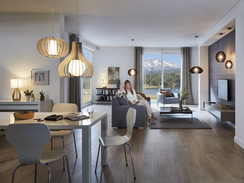 Настольная лампа COSSANO