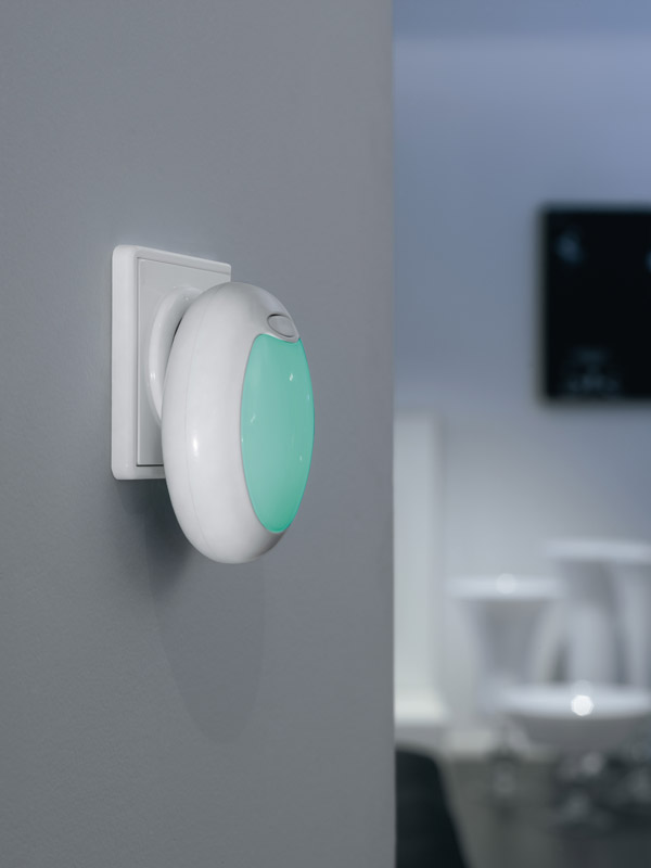 купить Бра в розетку светодиодное TINEO 92964