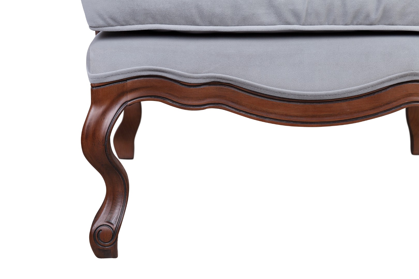 фото Классическое кресло Brody Ratang в американском стиле в интерьере