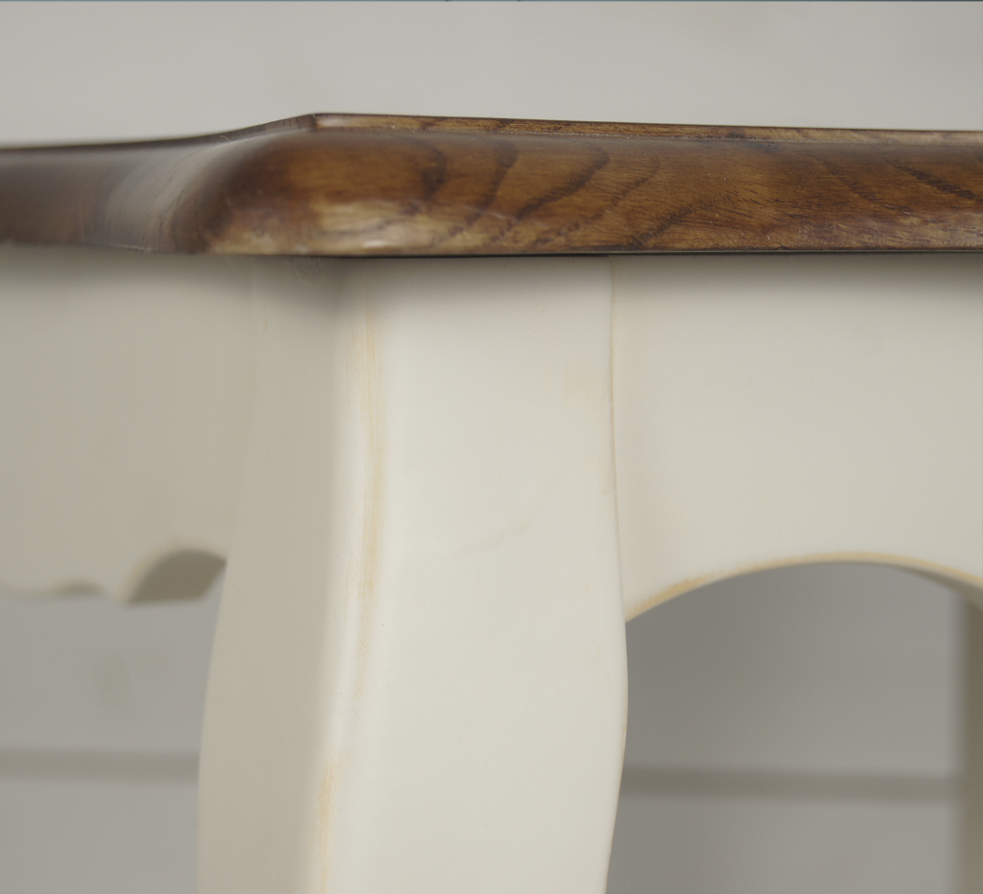 фото Бежевая консоль "Leontina" большая арт ST9301/1 в интерьере в Москве фото Бежевая консоль "Leontina" большая арт ST9301/1 в интерьере