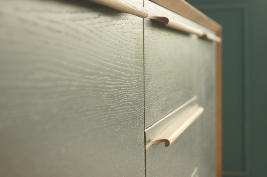 фото Комод "Brun Black" с тремя ящиками и дверками арт BR-03/Black в Москве фото Комод "Brun Black" с тремя ящиками и дверками арт BR-03/Black