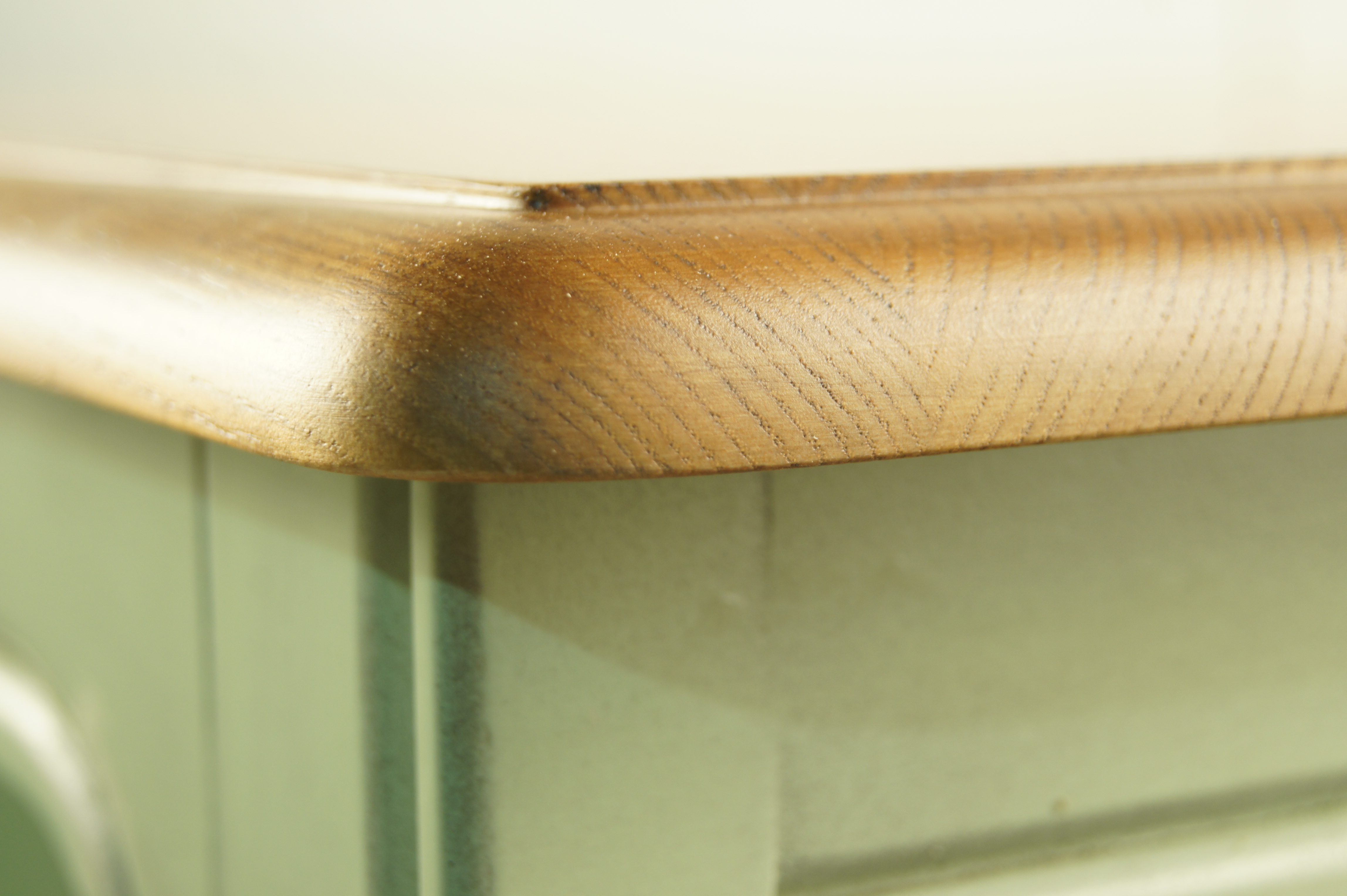 Рабочий стол с ящиками "Olivia" арт GB3002 в интерьере