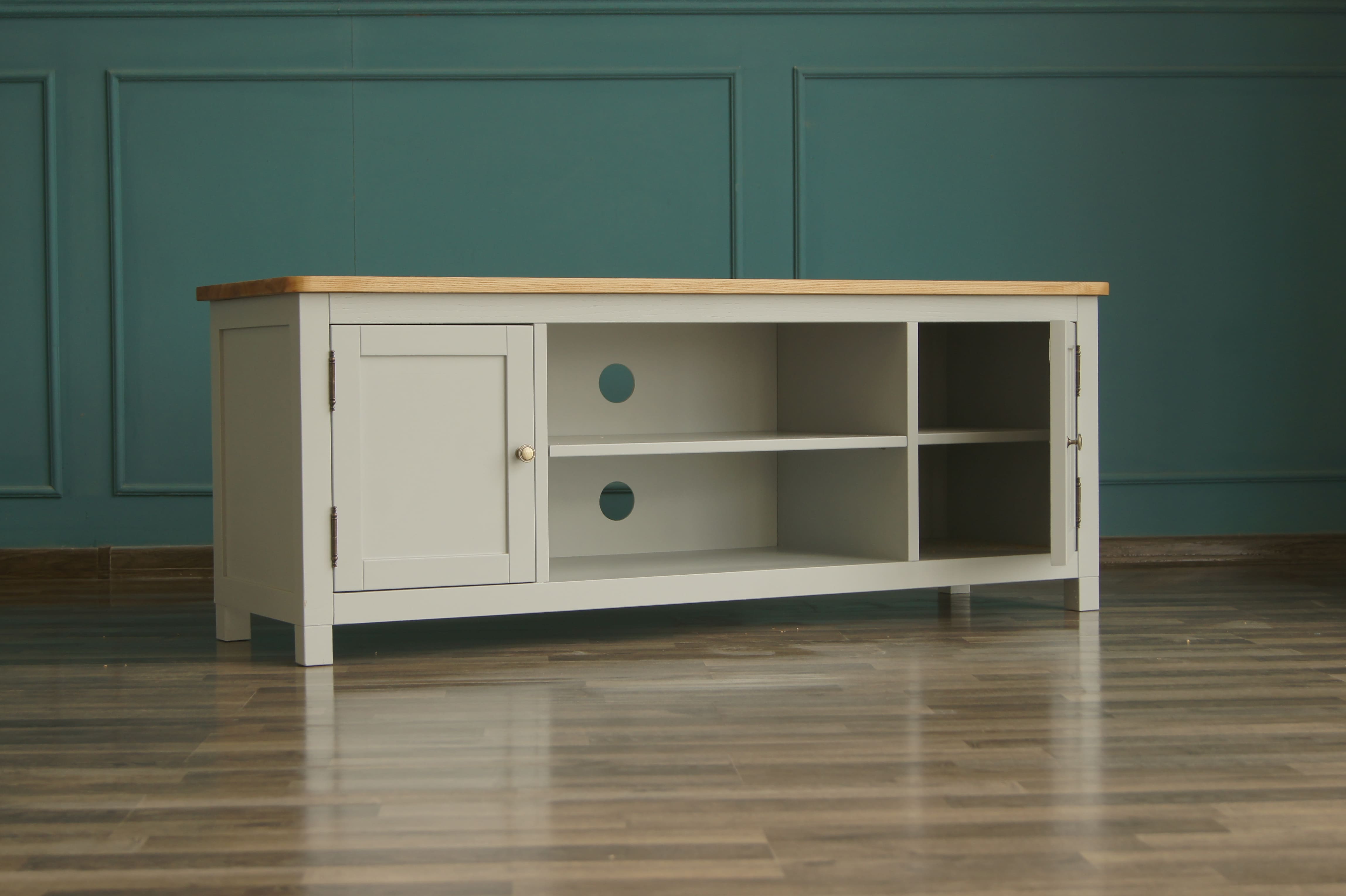 фото Комод под TV "Jules Verne" серый арт JV25ETGG в интерьере в Москве фото Комод под TV "Jules Verne" серый арт JV25ETGG в интерьере