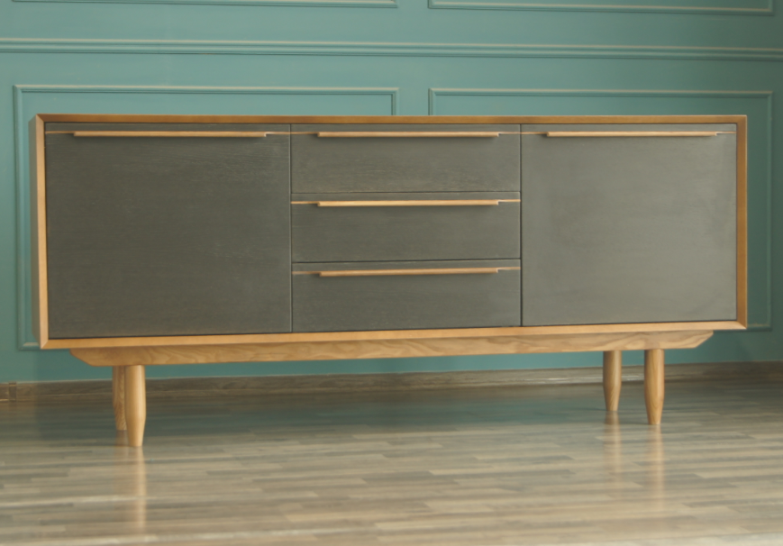 Комод "Brun Black" с тремя ящиками и дверками арт BR-03/Black в интерьере в Москве Комод "Brun Black" с тремя ящиками и дверками арт BR-03/Black в интерьере