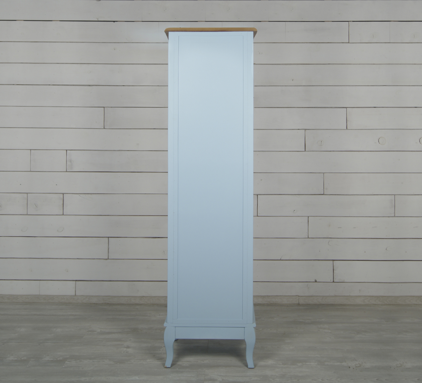 Шкаф "Leontina Blue" для посуды узкий/низкий арт ST9319B в интерьере