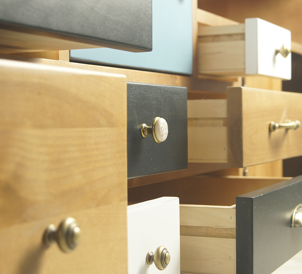 фото Комод «Aquarelle» 8 ящиков арт RE-16 в интерьере в Москве фото Комод «Aquarelle» 8 ящиков арт RE-16 в интерьере