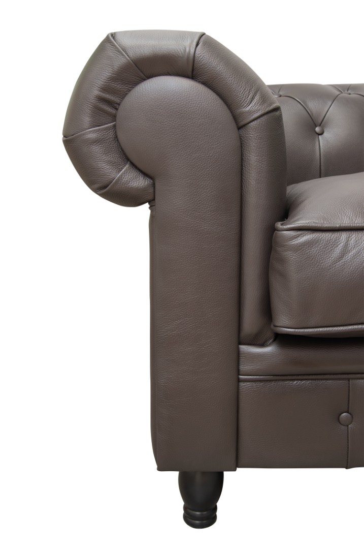 фото Диван из коричневой кожи Chesterfield Brown Leather 2S в Москве фото Диван из коричневой кожи Chesterfield Brown Leather 2S