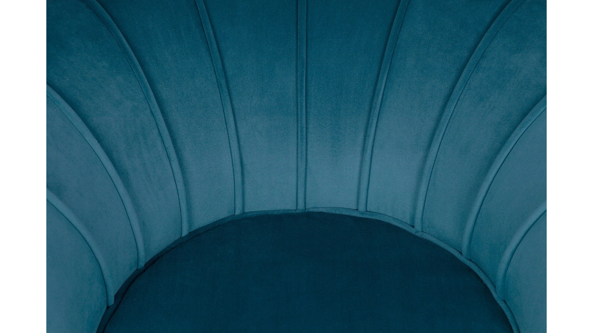 Кресло ракушка Pearl Marine на черных ножках в интерьере в Москве Кресло ракушка Pearl Marine на черных ножках в интерьере