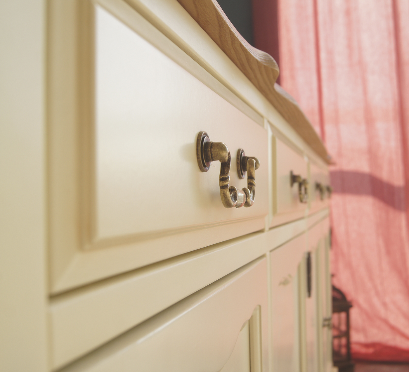 заказать Комод "Leontina" с ящиками и дверками арт ST9345 в интернет-магазине