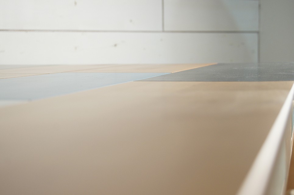 Стол "Aquarelle Birch" светлый арт RE-21ETG/2 в интерьере