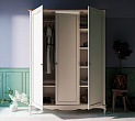 Шкаф Leontina для одежды трехстворчатый арт ST9327/3 №0