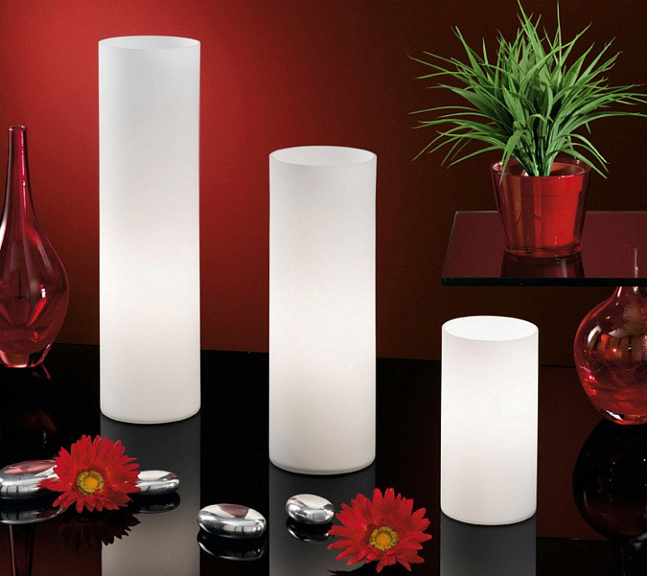 Настольная лампа GEO