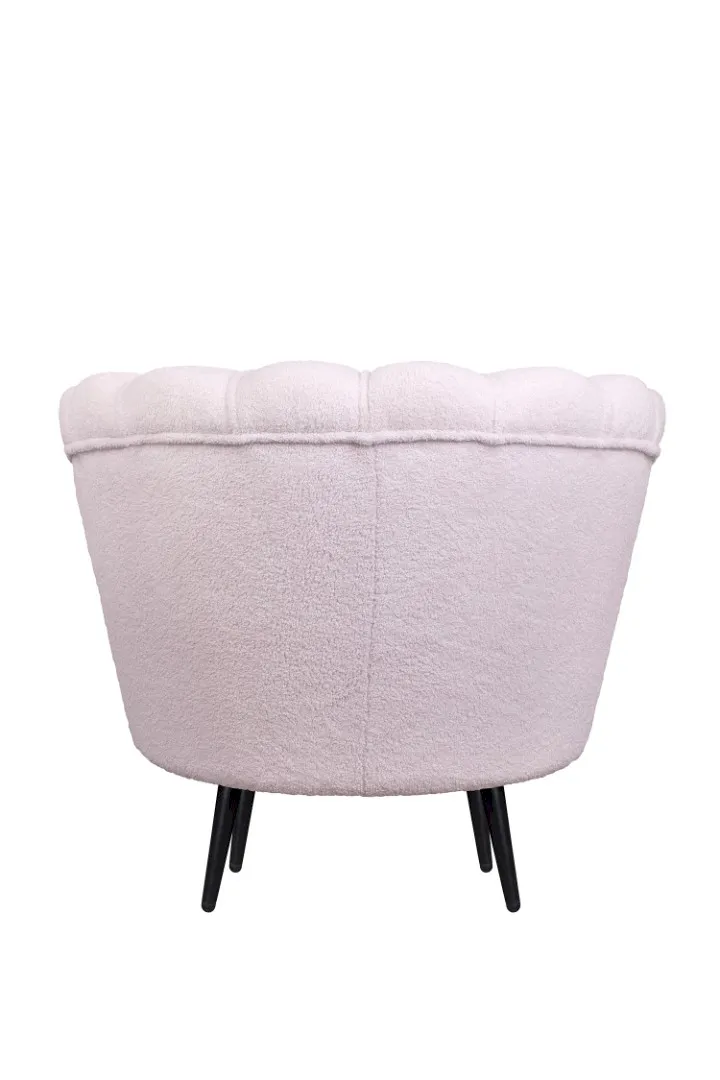 Низкое кресло ракушка Pearl Pink Boucle на черных ножках в интернет-магазине в Москве Низкое кресло ракушка Pearl Pink Boucle на черных ножках в интернет-магазине