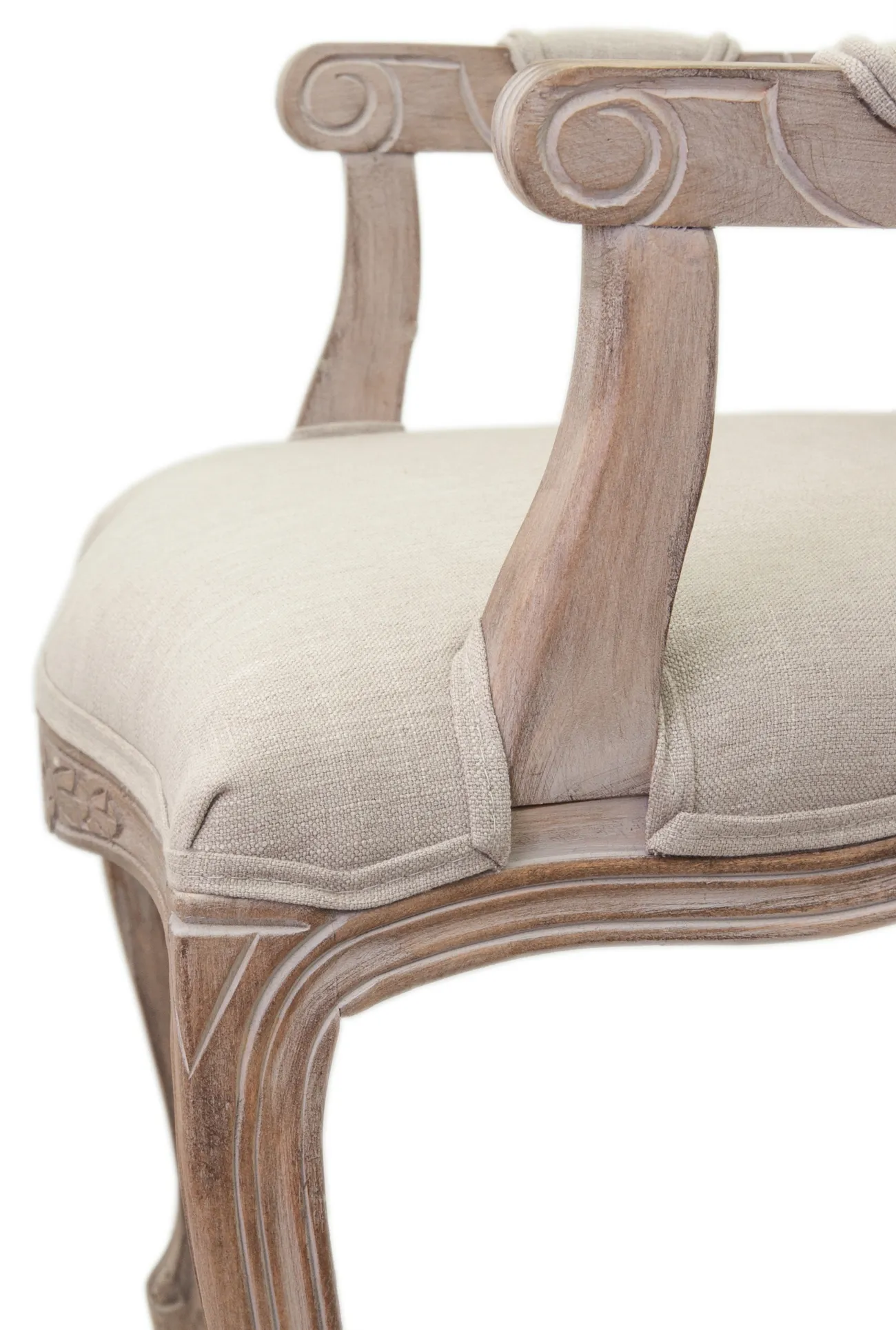 Мягкий стул с подлокотниками Gran Arm Beige в интерьере