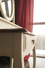 стильный Туалетный столик "Leontina" с зеркалом арт ST9321