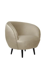 Мягкое кресло Small Benee Taupe на черных ножках в интерьере
