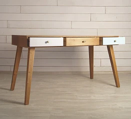 фото Рабочий стол "Aquarelle Birch" с тремя ящиками арт RE-36ETG в интерьере