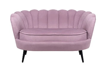 фото Дизайнерский двухместный диван Pearl Double Pink на черных ножках в интерьере