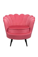 Низкое кресло ракушка Pearl Karmin на черных ножках в интерьере