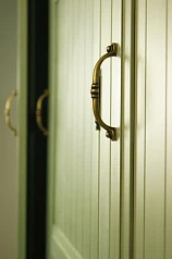 Трехстворчатый шкаф "Olivia" арт GA2004/3 в интерьере