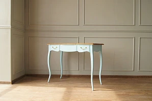 фото Туалетный стол "Leontina Blue" арт ST9309B в интерьере