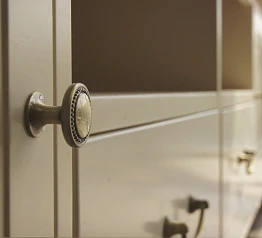 купить красивые Бежевая консоль "Olivia" под TV удлиненная арт GC3006С в интернет-магазине